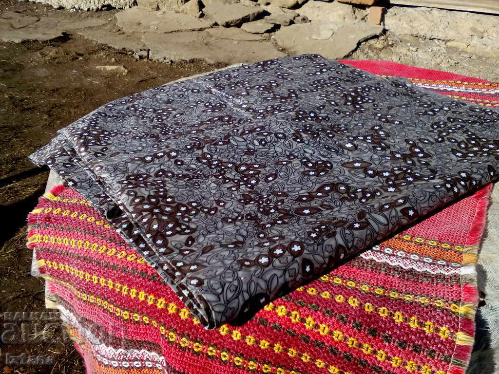 Auction Old cloth Auction Old cloth