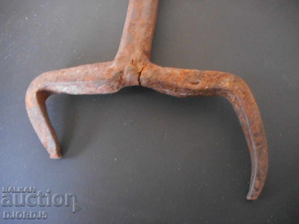 Auction  Ancient anvil