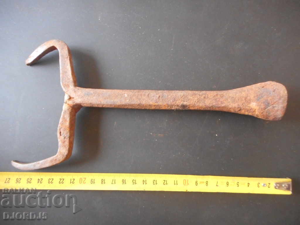 Delivery of Ancient anvil