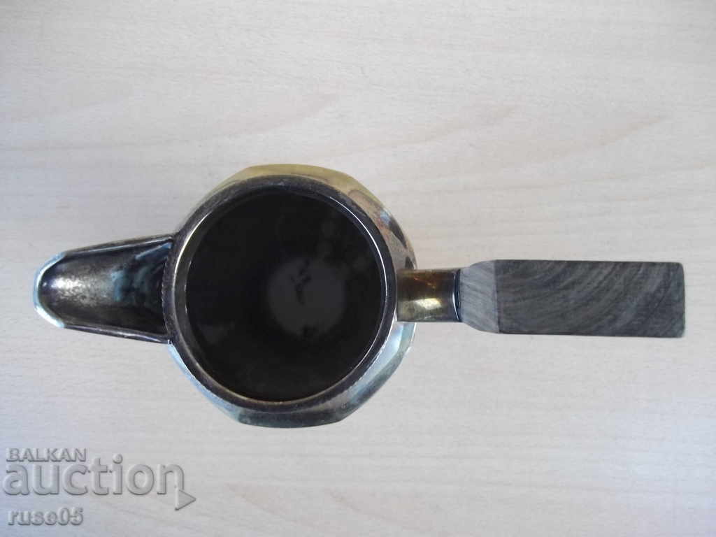 Bronze jug - 586 g with price 55.00 BGN | € 28.12 Bronze jug - 586 g with price 55.00 BGN | € 28.12