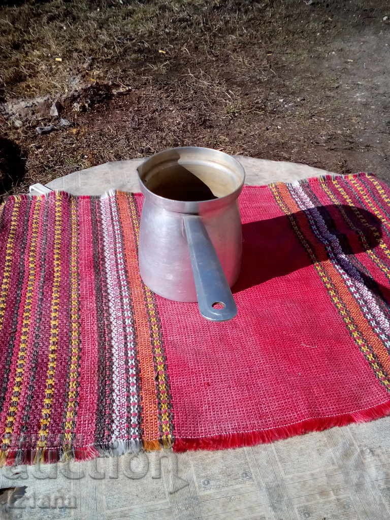 Παράδοση Παλιά πίδακα αλουμινίου Παράδοση Παλιά πίδακα αλουμινίου