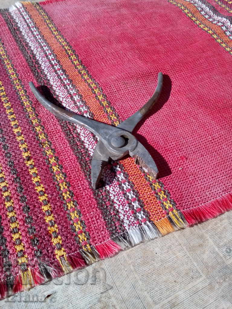 Δημοπρασία Παλιά Jigulovi, Λαδάδικες πένσες Δημοπρασία Παλιά Jigulovi, Λαδάδικες πένσες