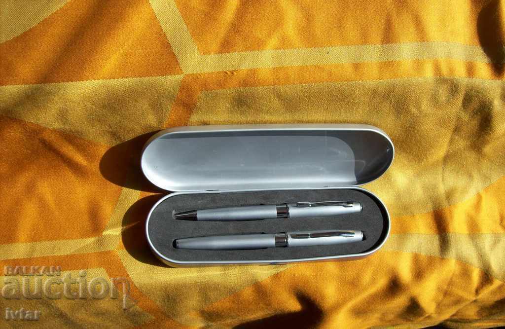 Pen and ballpoint set with box