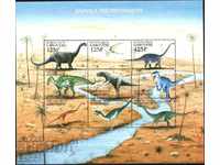 Καθαρές μάρκες σε ένα μικρό φύλλο Dinosaur Fauna 2000 από τη Γκαμπόν