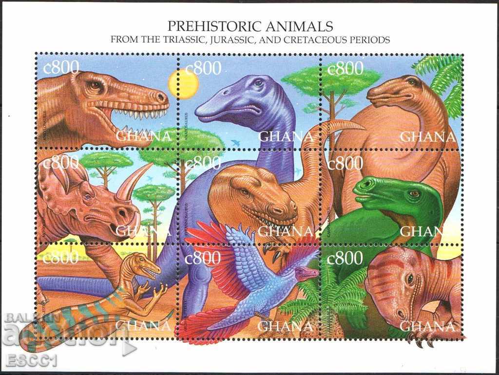 Чисти марки в малък  лист  Фауна Динозаври  19998 от Гана