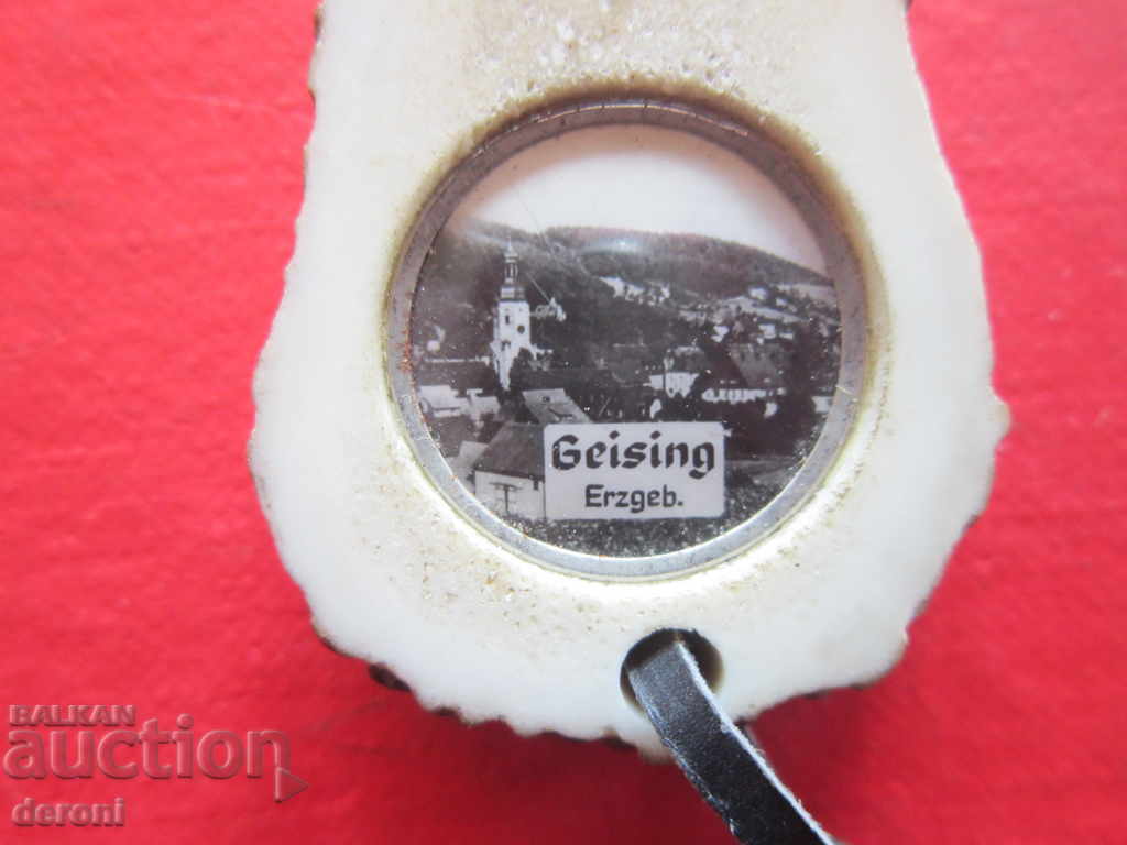 Auction  old german miniature thumbnail picture horn medallion