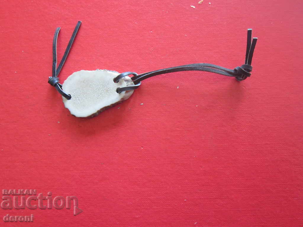 Delivery of old german miniature thumbnail picture horn medallion