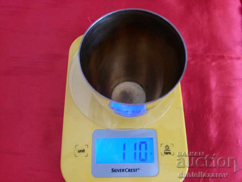 Delivery of Old Graceful Prize Cup Delivery of Old Graceful Prize Cup