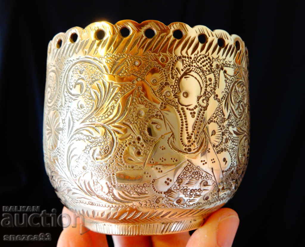 Древен ритуален свещник,чаша от месинг Индия.