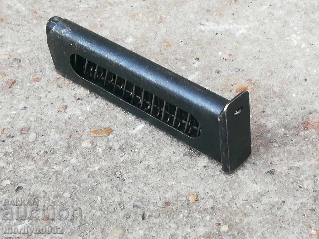 Umplere pistol Makarov cu preț 43.00 BGN | € 21.99 Umplere pistol Makarov cu preț 43.00 BGN | € 21.99