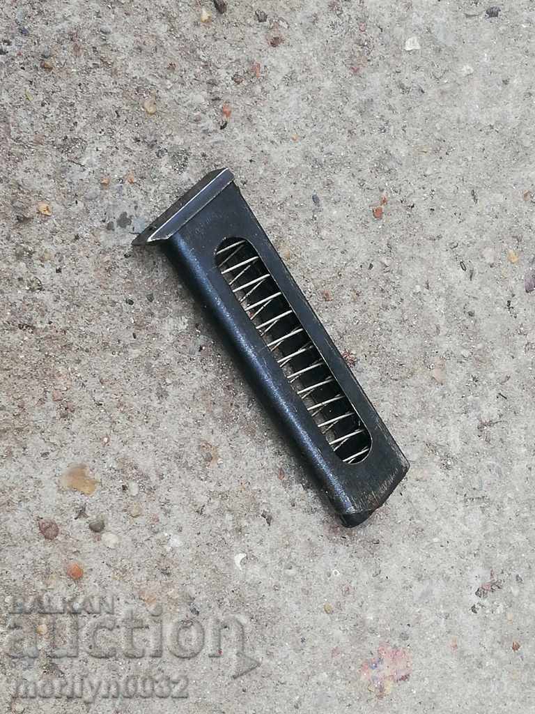 Livrarea Umplere pistol Makarov Livrarea Umplere pistol Makarov