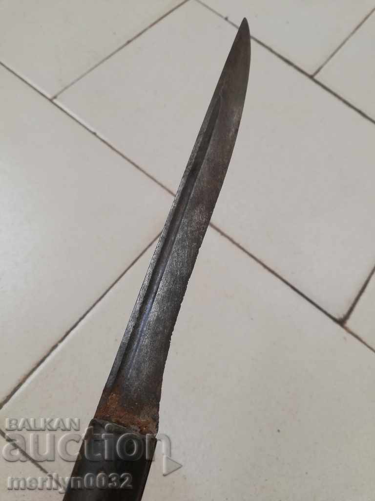 Old butcher's knife without a karakulak handle, shank with price 69.00 BGN | € 35.28 Old butcher's knife without a karakulak handle, shank with price 69.00 BGN | € 35.28