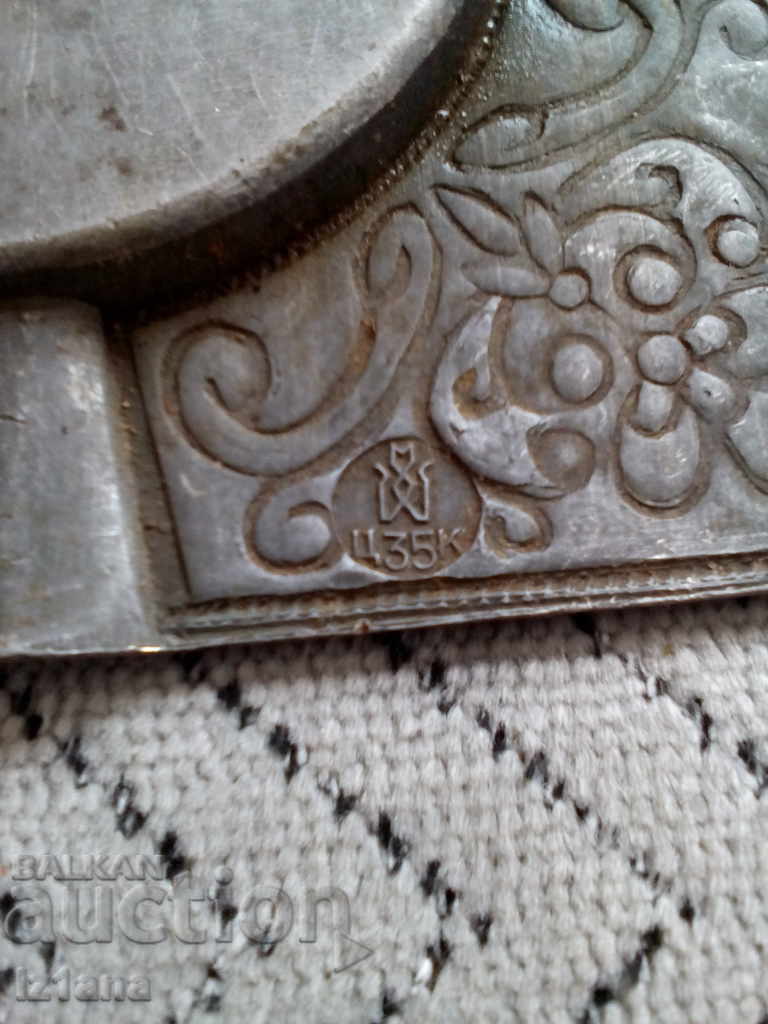 Delivery of Old ashtray