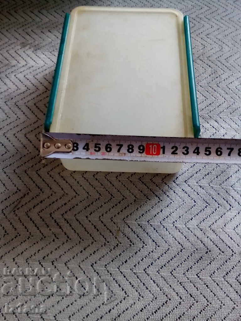 Ένα παλιό κουτί για φαγητό - 5 Ένα παλιό κουτί για φαγητό - 5