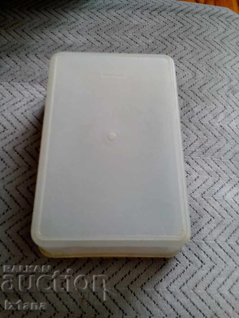 Ένα παλιό κουτί για φαγητό - 6 Ένα παλιό κουτί για φαγητό - 6