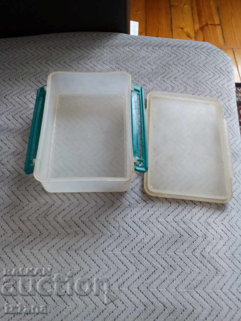 Ένα παλιό κουτί για φαγητό - 7 Ένα παλιό κουτί για φαγητό - 7