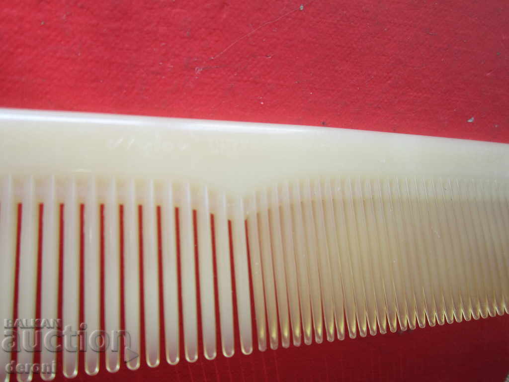 Auction Great German comb Topchic unzerbrechlich Auction Great German comb Topchic unzerbrechlich
