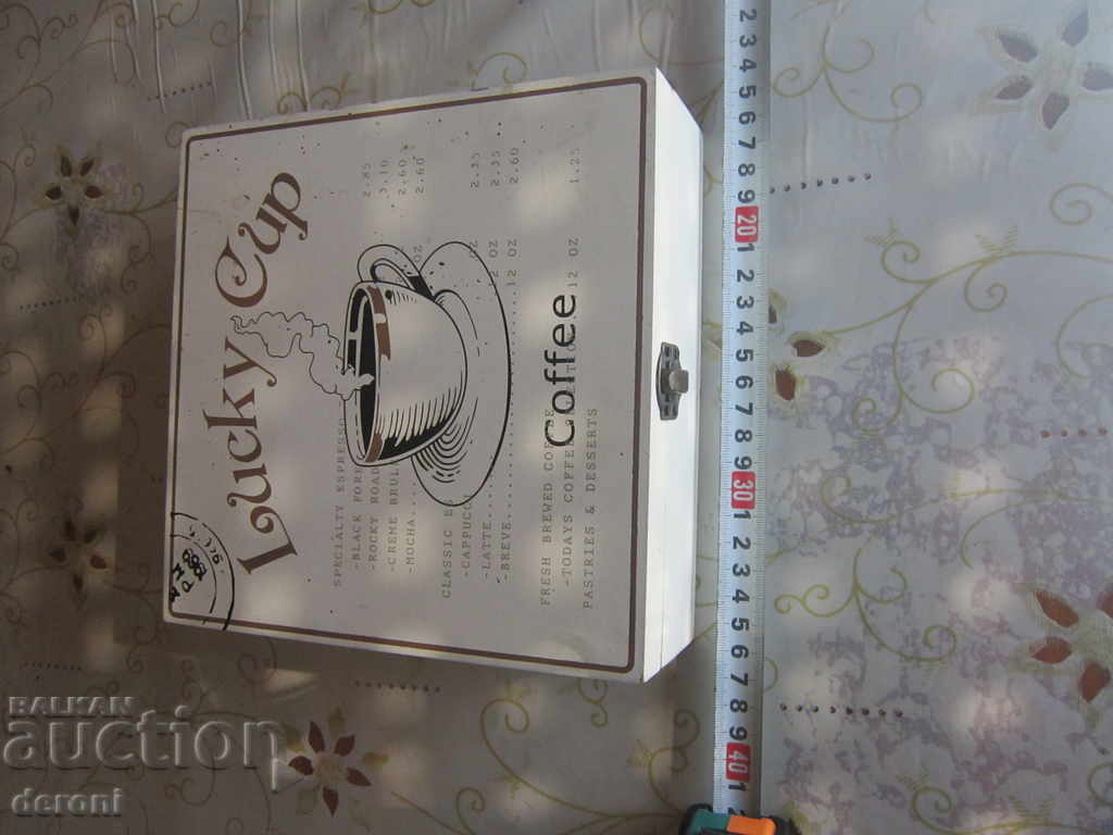 Μεγάλο μενού Lucky Cup με τιμή 10.00 BGN | € 5.11 Μεγάλο μενού Lucky Cup με τιμή 10.00 BGN | € 5.11