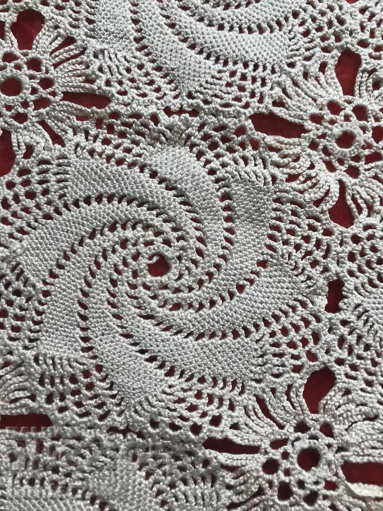 Tishlaifer, Tablecloth, manual, size 74/42 cm with price 24.95 BGN | € 12.76 Tishlaifer, Tablecloth, manual, size 74/42 cm with price 24.95 BGN | € 12.76