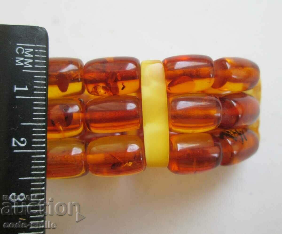 Women's amber bracelet natural amber USSR with price 180.00 BGN | € 92.03 Women's amber bracelet natural amber USSR with price 180.00 BGN | € 92.03