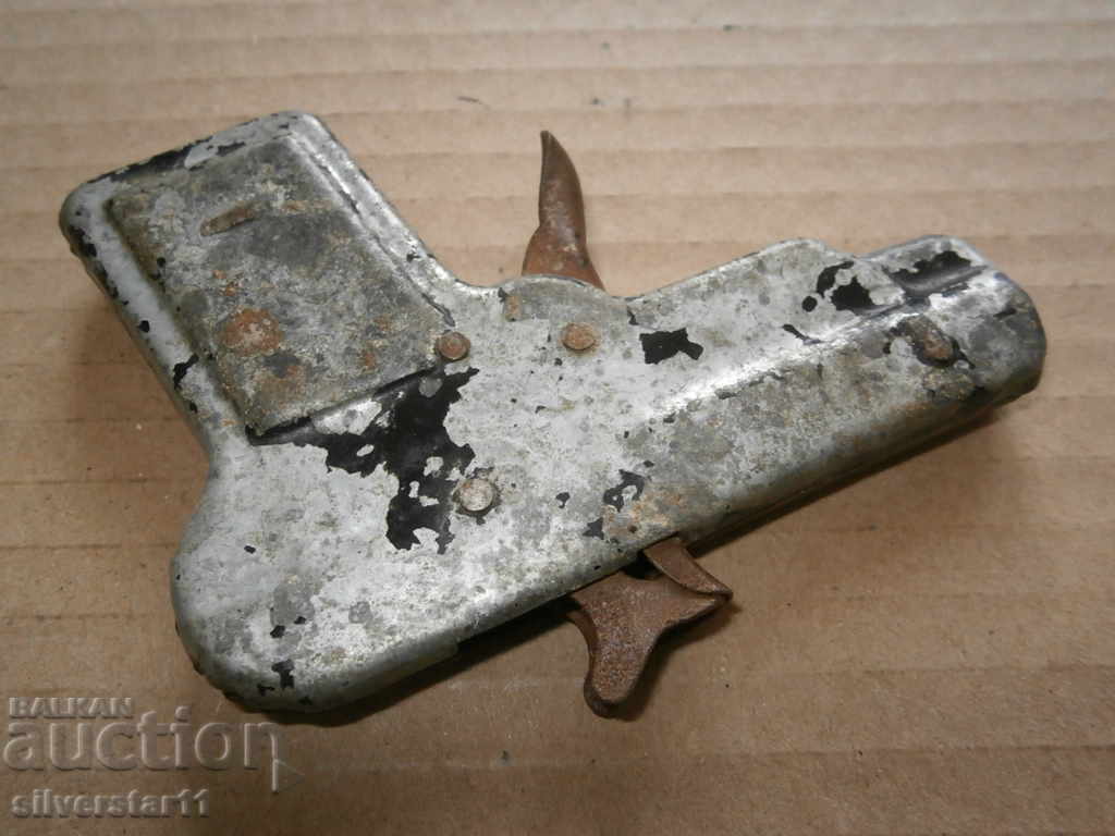 Delivery of metal toy pistol toy Delivery of metal toy pistol toy