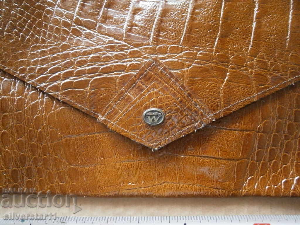 Crocodile leather crocodile bag with price 75.00 BGN | € 38.35 Crocodile leather crocodile bag with price 75.00 BGN | € 38.35