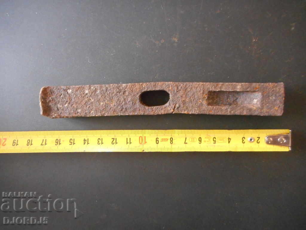 Δημοπρασία Αρχαίο σφυρί τεχνίτη Δημοπρασία Αρχαίο σφυρί τεχνίτη