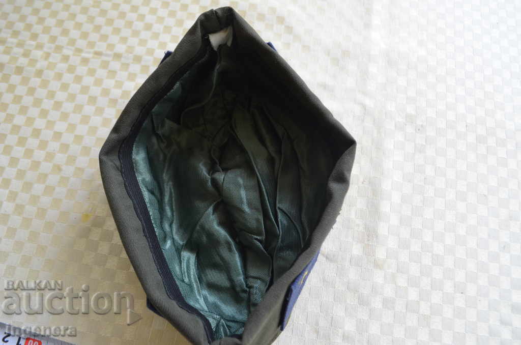 Delivery of MILITARY HAT, BARETTA, SUCH, KEPE