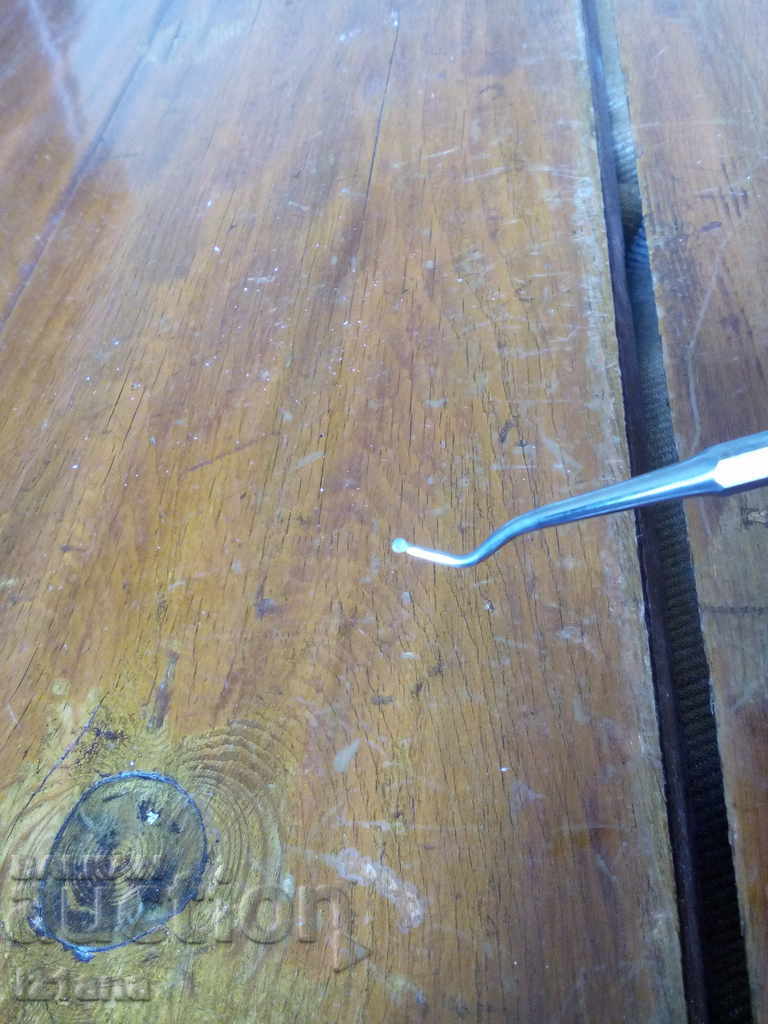 Delivery of Old dental instrument