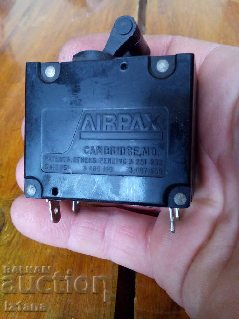 Delivery of Old fuse Delivery of Old fuse