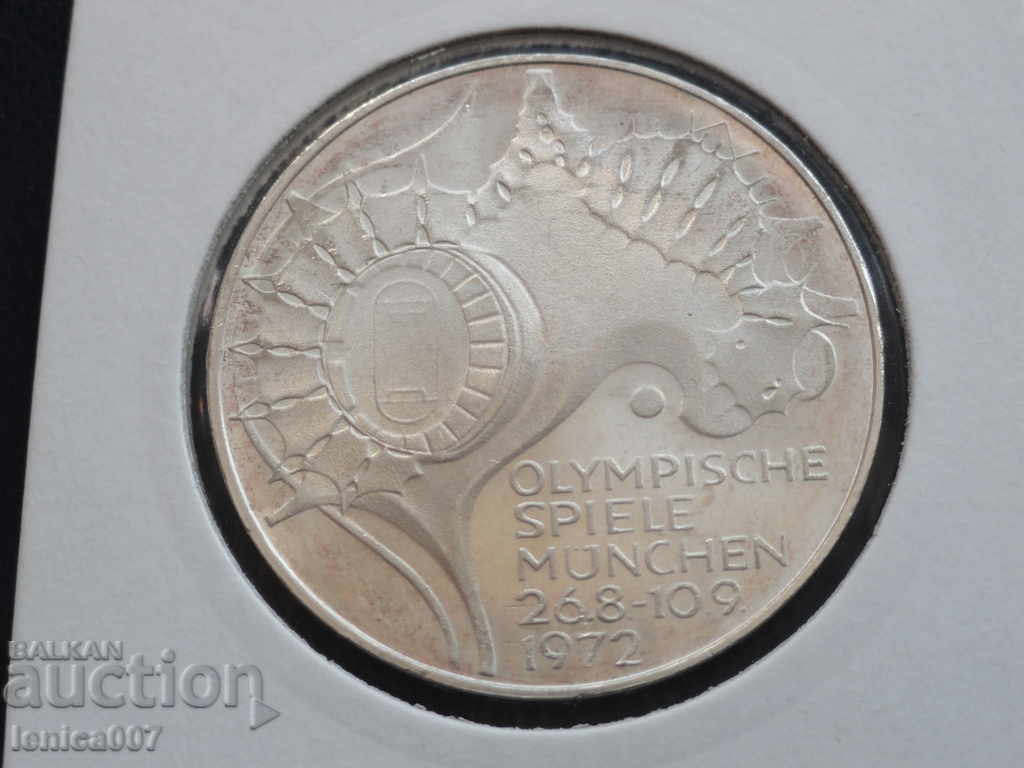 Auction Germany 1972 - 10 stamps ''Munich '72 - Stadium'' (F) Auction Germany 1972 - 10 stamps ''Munich '72 - Stadium'' (F)