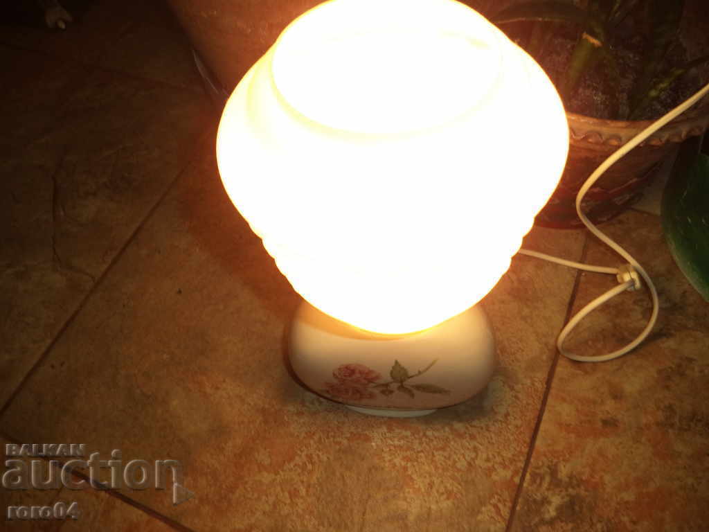 BEAUTIFUL STAR PORCELAIN NATIONAL LIGHT LIGHT