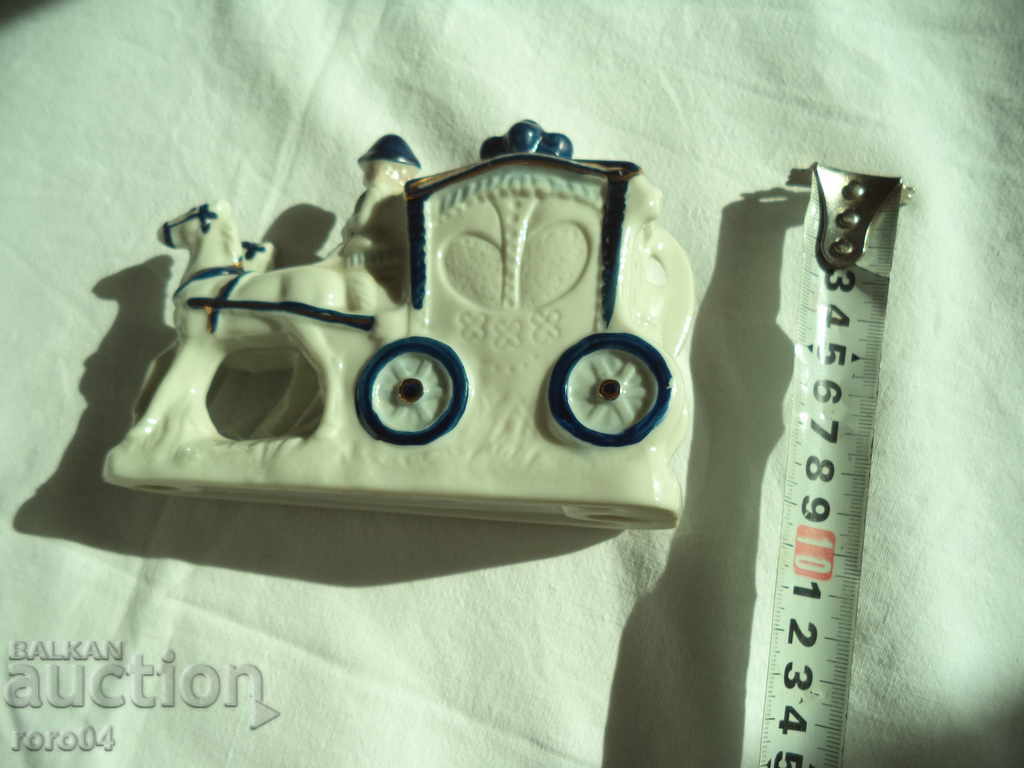 BEAUTIFUL STAR PORCELAIN STATUS - COMPOSITION - MARKED - 5 BEAUTIFUL STAR PORCELAIN STATUS - COMPOSITION - MARKED - 5