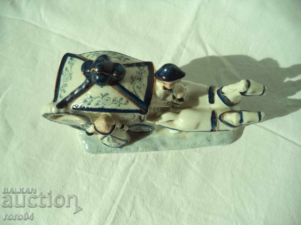 BEAUTIFUL STAR PORCELAIN STATUS - COMPOSITION - MARKED - 7 BEAUTIFUL STAR PORCELAIN STATUS - COMPOSITION - MARKED - 7