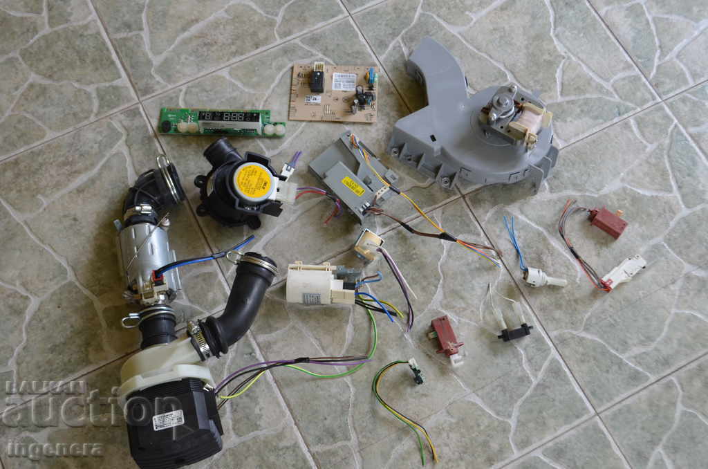 PUMP AND PARTS OF DUMP - 5 PUMP AND PARTS OF DUMP - 5