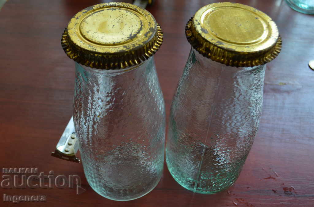 Auction OLD BURKANE SHEETS, GLASS WITH CAPS Auction OLD BURKANE SHEETS, GLASS WITH CAPS