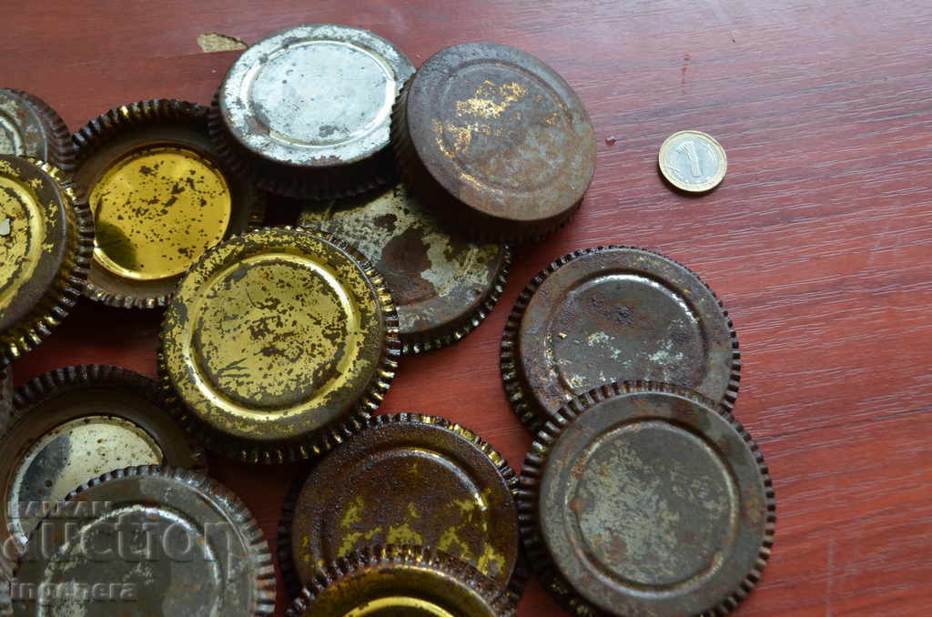 Auction OLD HATS FOR BURKAN 15 BR Auction OLD HATS FOR BURKAN 15 BR