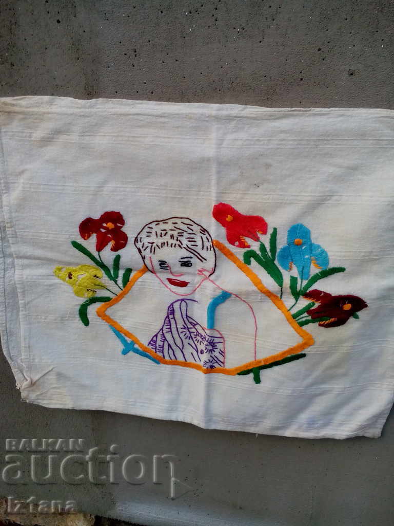 Embroidered kennel pillowcase with price 10.00 BGN | € 5.11 Embroidered kennel pillowcase with price 10.00 BGN | € 5.11