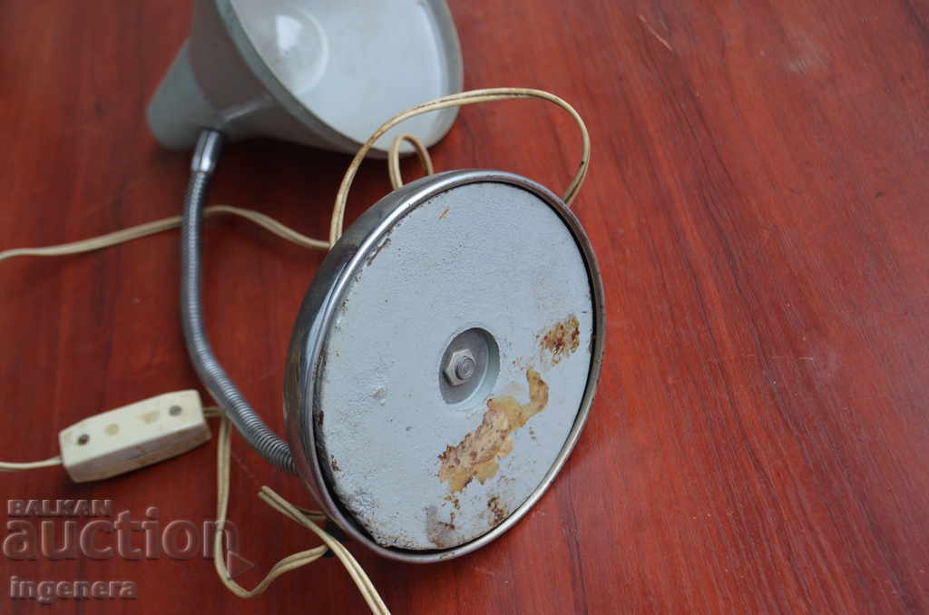 OLD HEAVY NIGHT LAMP FROM SOC, THE MASTER'S LAMP MOVEABLE - 5 OLD HEAVY NIGHT LAMP FROM SOC, THE MASTER'S LAMP MOVEABLE - 5