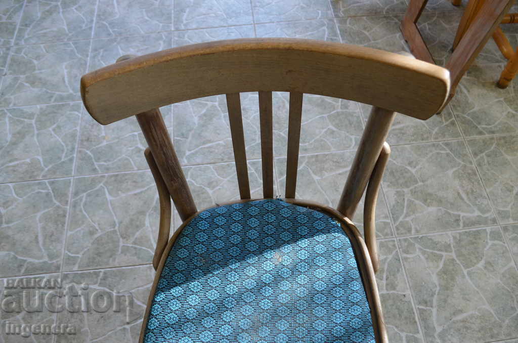 Auction  STAR STANDARD CHAIR