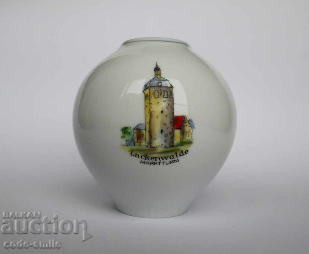 Stylish old small porcelain vase METZLER & ORTLOFF Germany