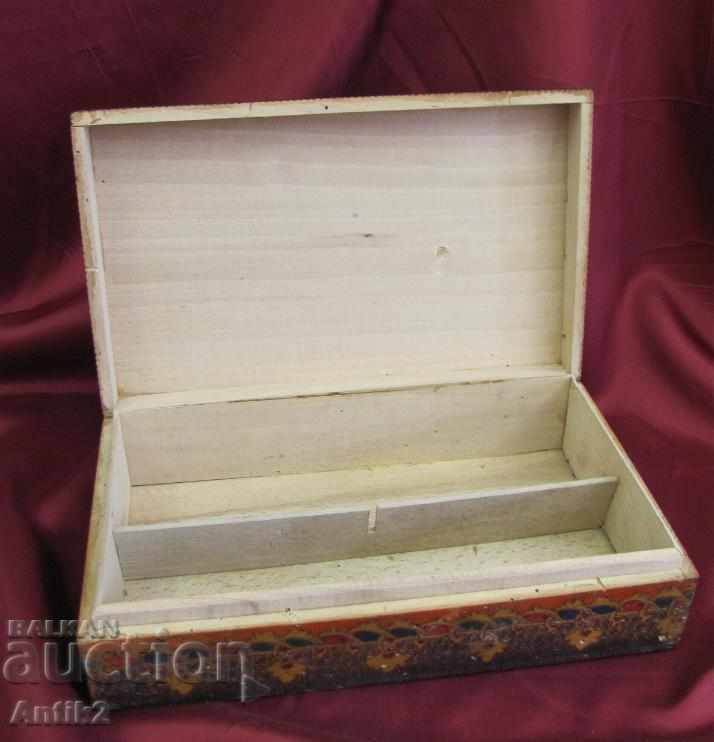 Δημοπρασία Παλιό ξύλινο κουτί του 19ου αιώνα