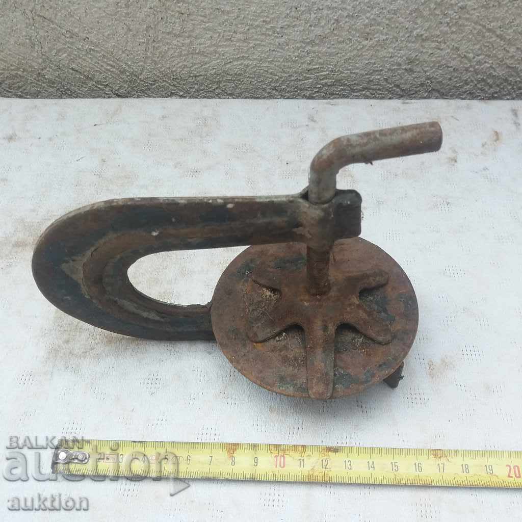 Auction OLD WORKING LOVE, VULCANIZER Auction OLD WORKING LOVE, VULCANIZER