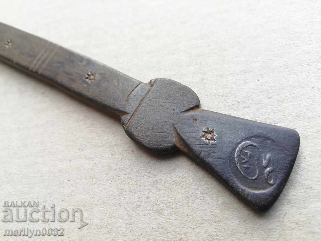 Forged armchair 1865 yr forged iron, fabric measure, measure with price 157.00 BGN | € 80.27 Forged armchair 1865 yr forged iron, fabric measure, measure with price 157.00 BGN | € 80.27