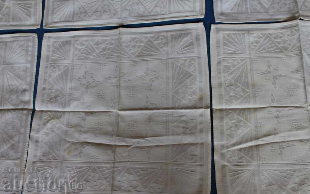 Auction  COMPLEX SALFETS KARETA KALETA SALFETKA