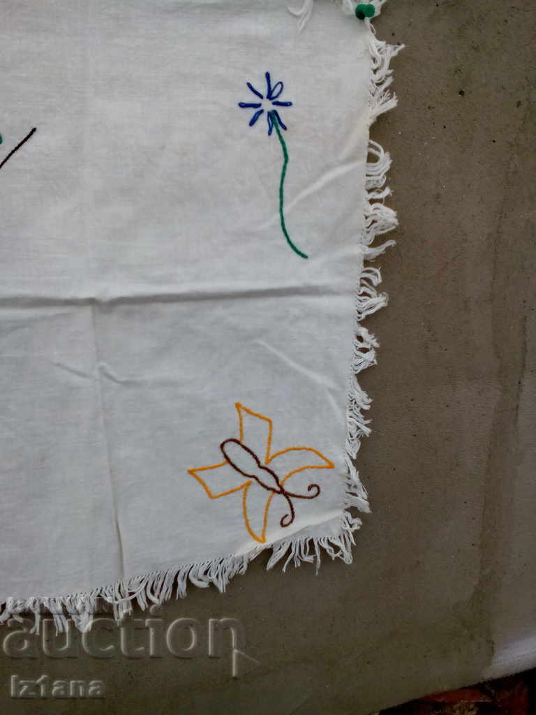 Auction Old embroidered tablecloth Auction Old embroidered tablecloth