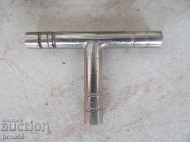 Delivery of 8 pcs. MOTORCYCLE COMPONENTS FROM SOCKS Delivery of 8 pcs. MOTORCYCLE COMPONENTS FROM SOCKS