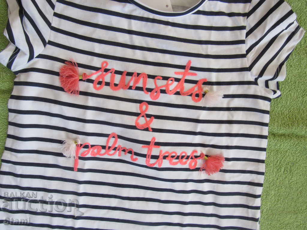Children's t-shirt for girls H&M size 122/134, new with price 12.00 BGN | € 6.14