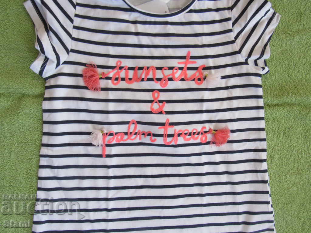 Delivery of Children's t-shirt for girls H&M size 122/134, new