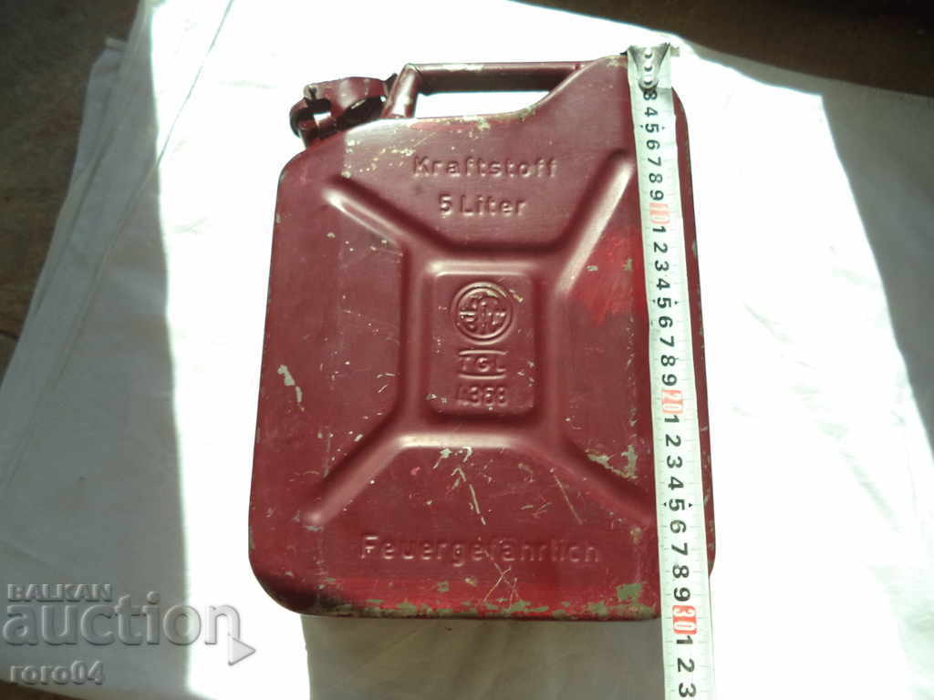 OLD SMALL LAMINATED GERMAN FUEL TUBE - WW II - 5